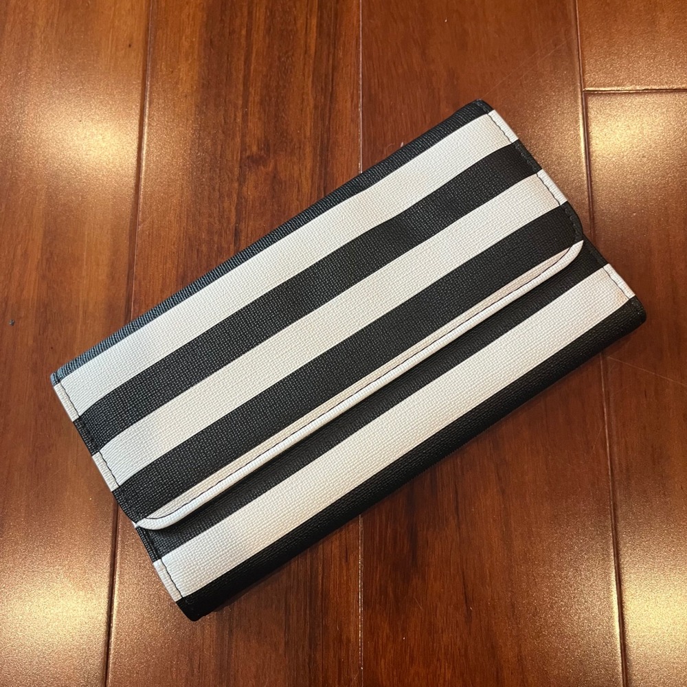 Kut Black White Wallet Stripe Kloth Black Trifold Faux Leather Snap Closure New